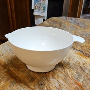 BODUM White Mixing Bowl 3 qt.